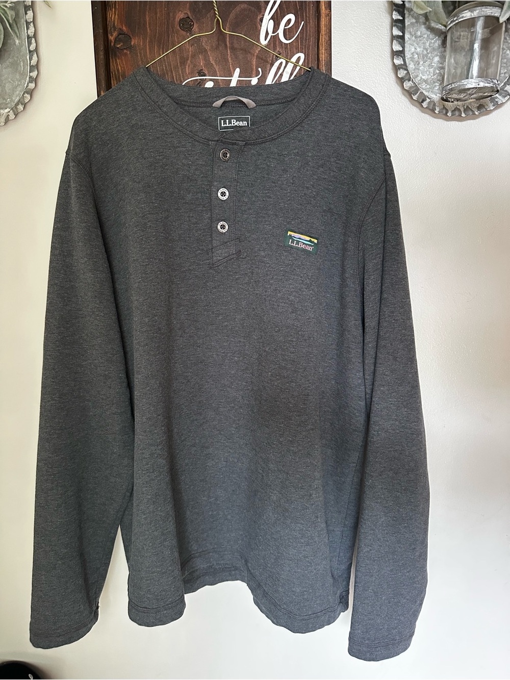 L.L. Bean Mens Dark Charcoal Henley Sweatshirt